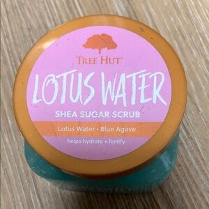 Tree Hut Lotus Water Shea Sugar Scrub